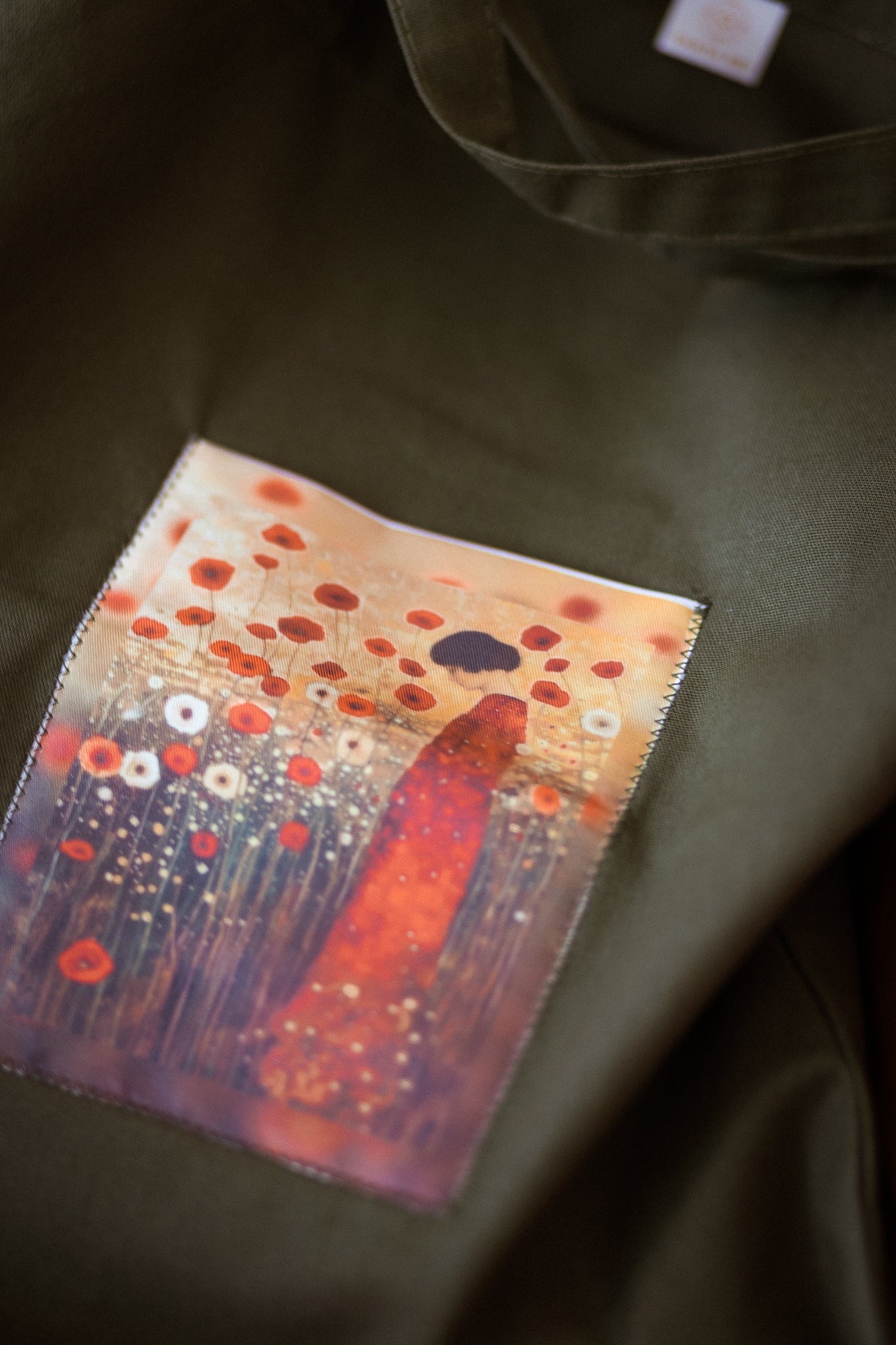 Custodi — borsa con patch artista